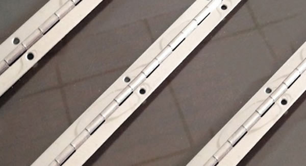 合頁與鉸鏈的區(qū)別在哪些方面?