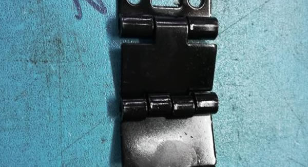 廣有五金敢于創(chuàng)新，勇于改良三軸合頁、特殊合頁等東莞合頁，東莞鉸鏈