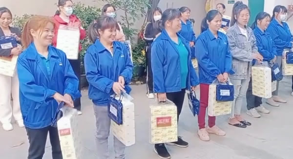 感恩女神節(jié)，所遇即美好|廣有五金&東莞合頁