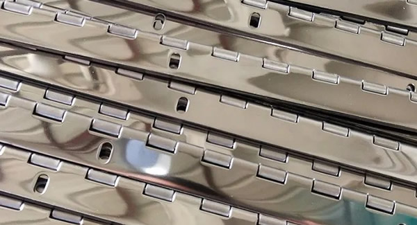 解鎖長(zhǎng)合頁(yè)平、直、順，暢享便捷生活體驗(yàn)|廣有五金&東莞合頁(yè)?